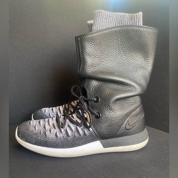 Nike Roshe Two Hi Fly Knit Black White Leather Shoe Boot - Picture 1 of 7